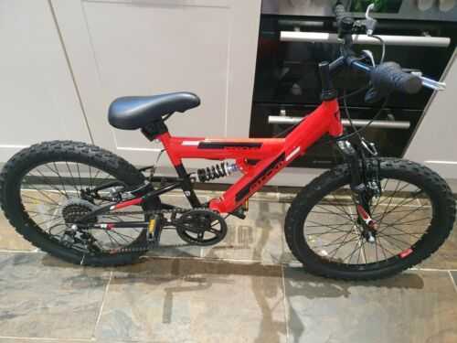 piranha carbonite 24 inch wheel size kids hybrid bike