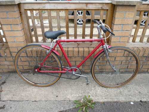 Small vintage road bike 17.5 in frame and 24 inch wheels