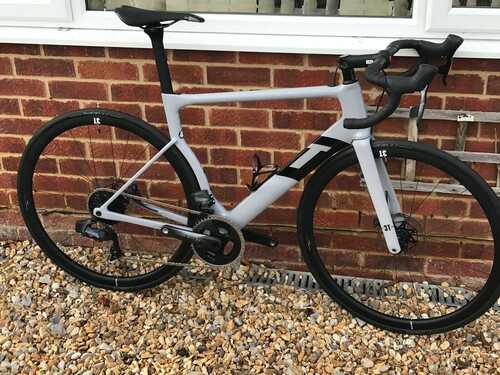 3T Strada Due Team Force AXS eTAP 2021