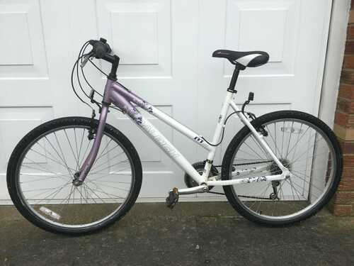 Raleigh Ladies Mountain Bike AL6061 Airlite good condition