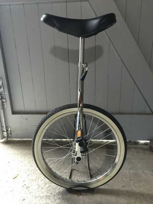 Unicycle 20 inch Excellent Condition with Stand