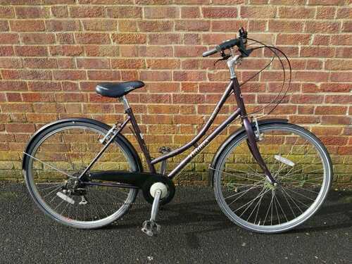 Ladies Dawes Duchess Dutch style  bicycle 19.5