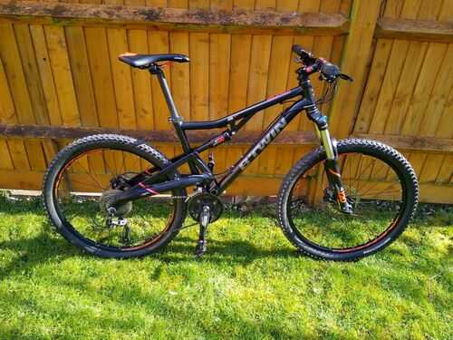 Decathlon Btwin Rockrider 520s Full Suspension Mountain Bike