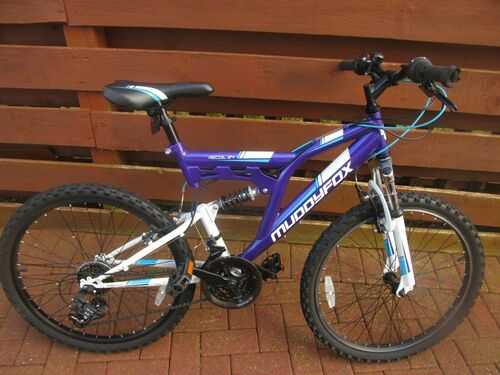 Muddy fox girls bike 24  wheels purple/white in very good condition