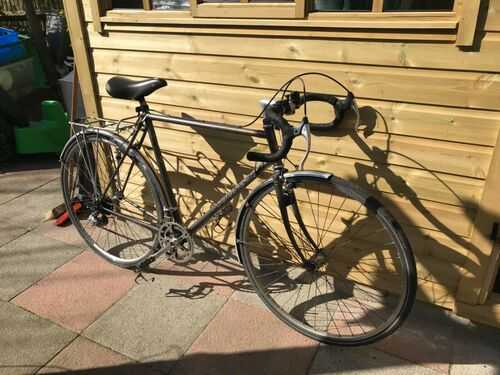 Youngs vintage touring bike excellent condition