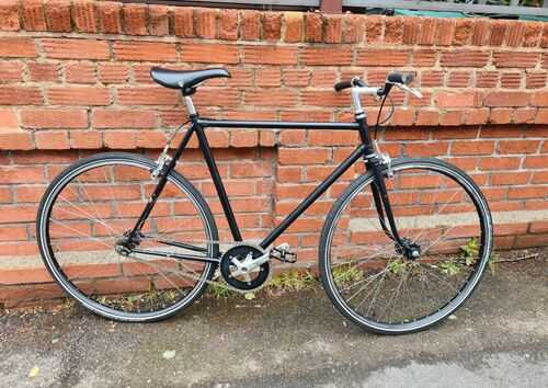 Single speed bike 58cm black, brick lane bikes saddle, new bars, tires and tubes